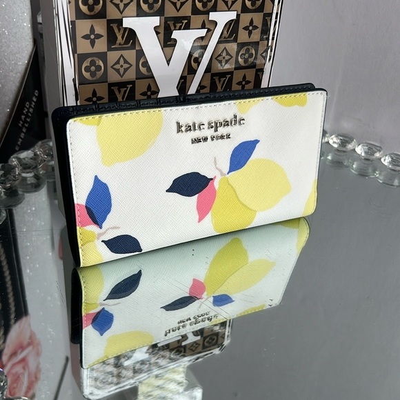 KATE SPADE NWOT Cameron Lemon Zest WLRU6141 Large Slim Bifold Wallet - Picture 6 of 10